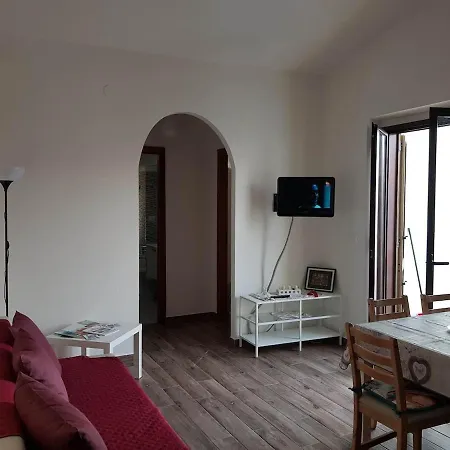 Fabian's Luxury * סקליאה